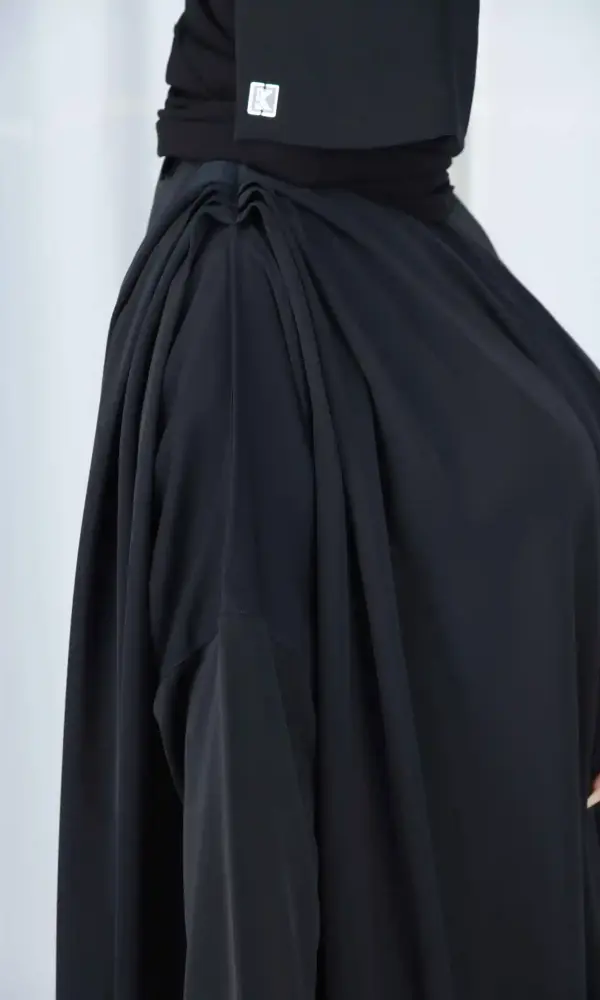 عباية نورسين اسود