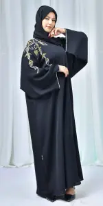 عباية سفيدا