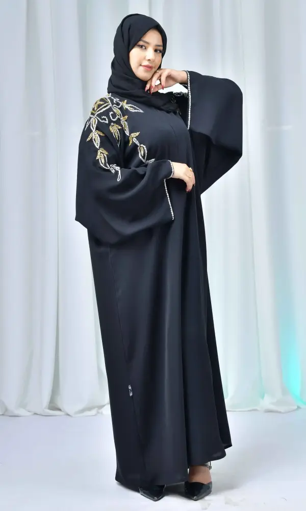 عباية سفيدا