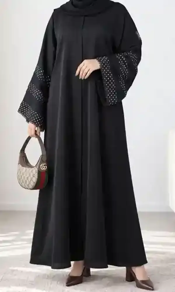 نيرا